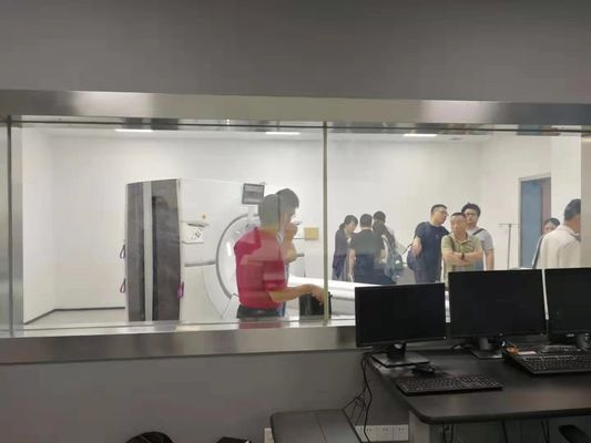 2400 X900mm 1cm Thick Radiation Glass Shielding Transparent